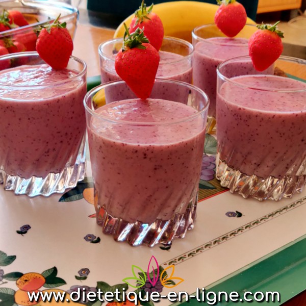 Smoothie Banane Fruits Rouges - Diététique En Ligne Smoothie Banane Fruits Rouges - Diététique En Ligne